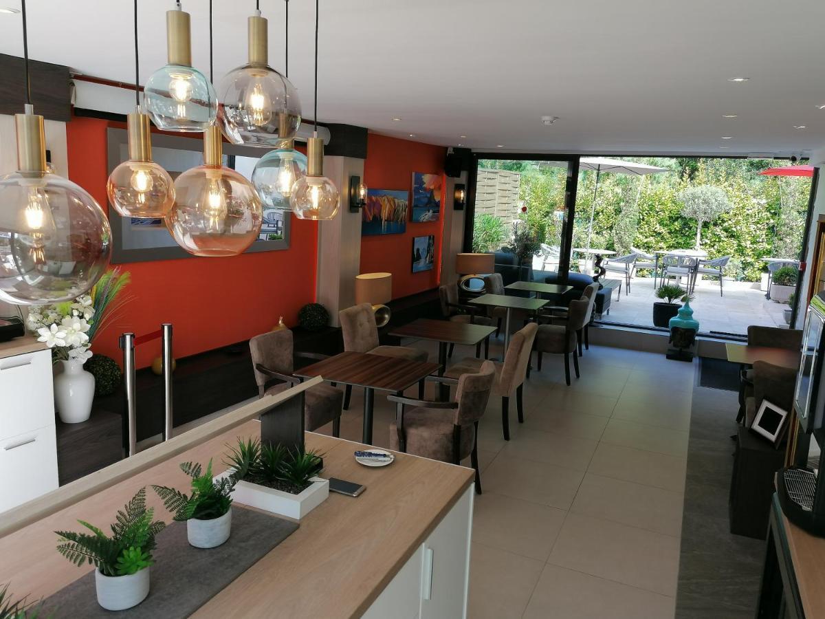 Hotel Miramar- Cap D'Antibes - La Garoupe Plage エクステリア 写真
